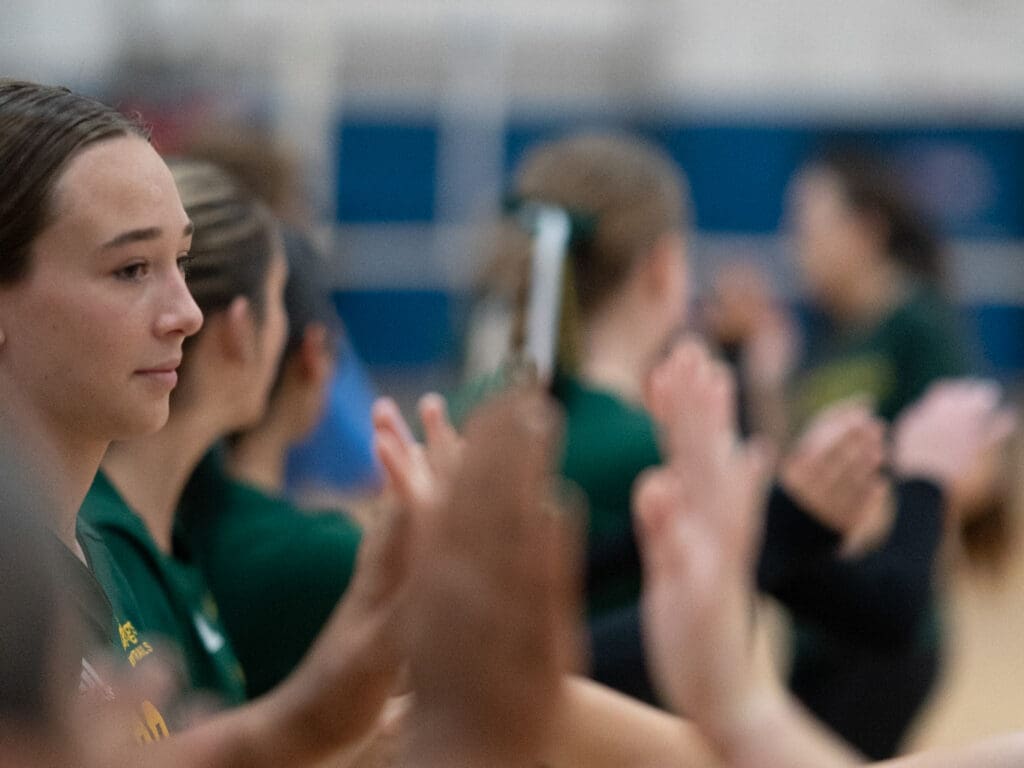 Starlings Volleyball Picture-33